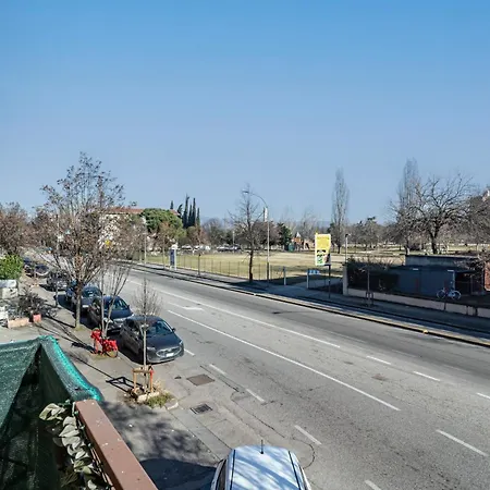 Apartment Ospedale Borgo Roma Cozy Studio W/private Parking! Verona